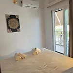 Apartament Julsun Olympiakí Aktí