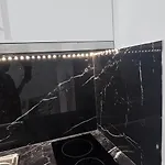 Julsun Apartament *